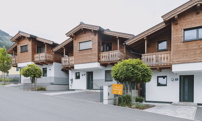 Kaprun Ski Chalet | First IN Mountain Chalet C