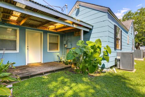 Lakeview Jefferson County Apartment | Fish and Explore Port Arthur Apt Near Sabine Lake!