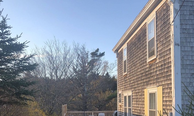 West Dublin House | Fisherman’s Cottage facing open Ocean. Sat -Sat. Weekly rentals preferred. Max 5