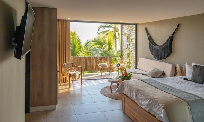 La Libertad Apartment | Fishermans Resort Life