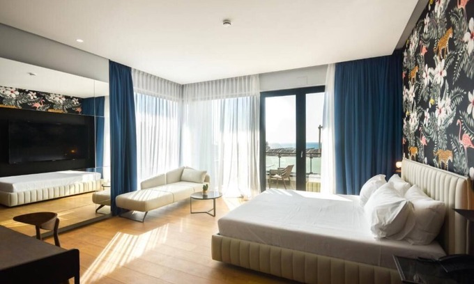 Vlore Hotel | Flamingo Hotel