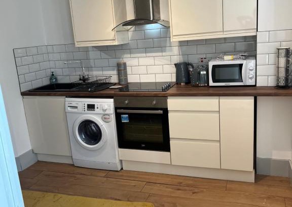 Warrington Apartment | Flat 1 Cairo Street