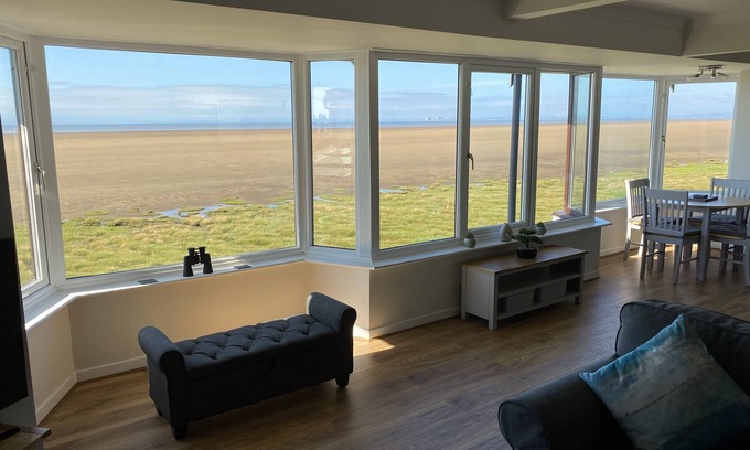 Knott End-on-Sea Cottage | FLAT 3, SANDRIDGE COURT, romantic in Knott End-On-Sea