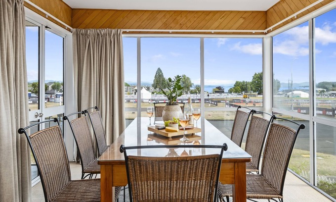Taupo House | Fletcher House. No1.