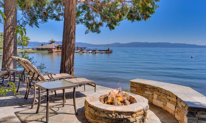 Tahoe Pines House | Fleur du Lac #1 - Lakefront - TLUXP