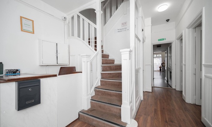 Streatham House | Flexistay Norbury Aparthotel