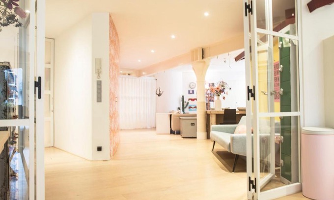 Jordaan Bed & Breakfast | Flo's Atelier - Family studio