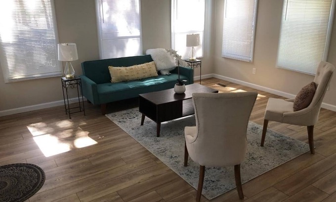 Dale House | Flossies, Perfect Getaway! Jones Island, Beaufort, Savannah and many beaches!