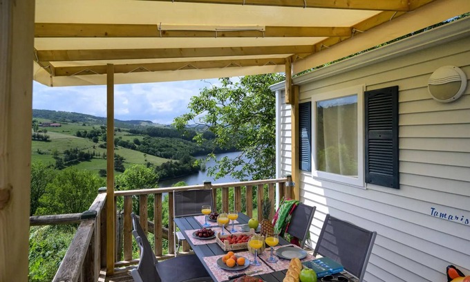 Cordelle House | Flower Camping de Mars * - Mobile home View Loire Comfort 27m2/2 bedrooms 4 people