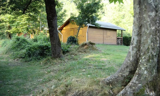 Vicdessos Ski Chalet | Flower Camping LA BEXANELLE * - Chalet Bois Standard 30m2 - 2 bedrooms + covered terrace 5 people