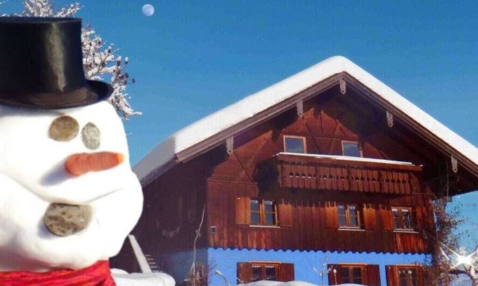 Schwanden House | Flower Oasis Allgäu Comfortable holiday residence
