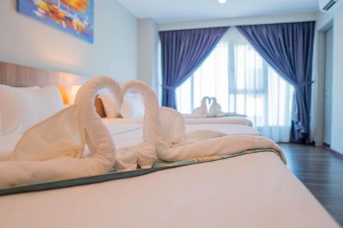 Tanjung Aru Hotel | FLYPOD Hotel
