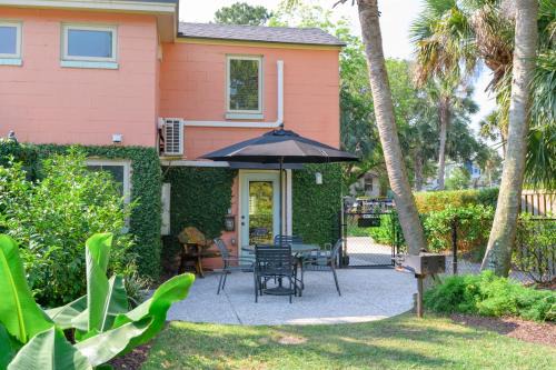Folly Beach House | Folly Vacation 114A Townhouse near the beach, pet friendly