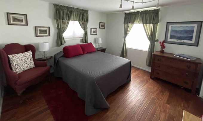 Fort Collins Apartment | Foothills of the Rockies- Pets Welcome