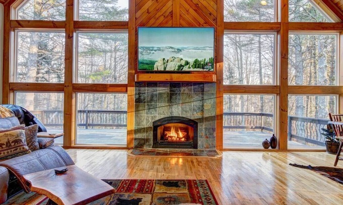 Jamaica House | Forest Lodge - Near 6 Ski Resorts