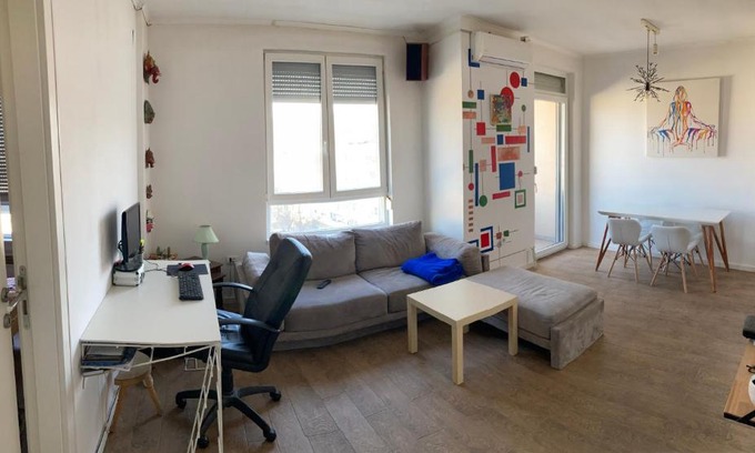 Leon Apartment | Forest View