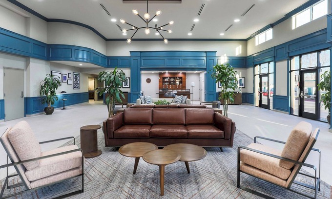 Rancho Cucamonga Hotel | Four Points by Sheraton Ontario-Rancho Cucamonga