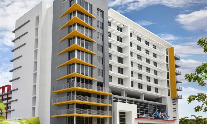 Coral Way Hotel | Four Points by Sheraton Coral Gables