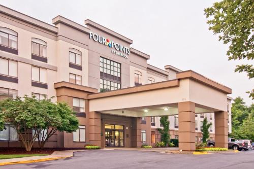 Donelson Hotel | Four Points by Sheraton Nashville Airport