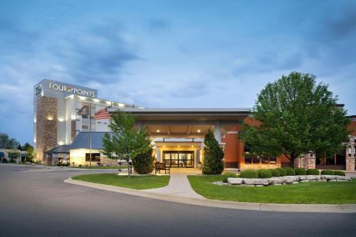 Saginaw Hotel | Four Points By Sheraton - Saginaw