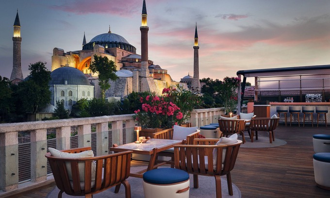 Sultanahmet Hotel | Four Seasons Hotel Istanbul at Sultanahmet - Special Class