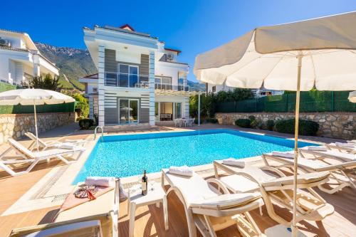 Oludeniz Villa | Four Seasons Villa