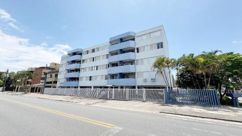 Guaratuba House | Fragata Beach House - A duas quadras do Mar