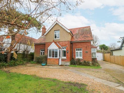 Hayling Island House | Framingham