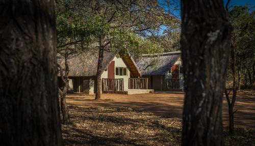 Thorny Bush Game Reserve Cabin | Franks Bush Camp