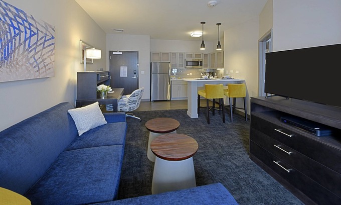 Little Rock Medical District Condo | Free Breakfast. Gym. Business Center. Near Medical Center.