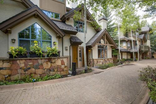 Edwards House | Freemont building F4 townhouse