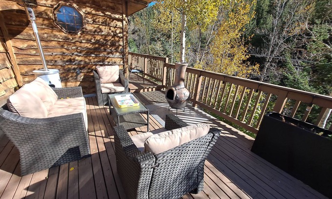 Downieville-Lawson-Dumont House | Friends Mountains cabin/Near I-70/River View/RAFTING/ATV ROUTES.