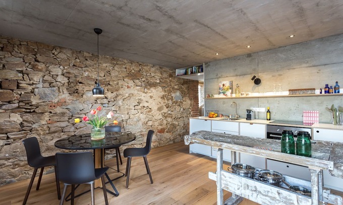 Gundelfingen Apartment | FRIZ 1, Familien-Apartment in historischer Scheune, 2 Schlafzimmer