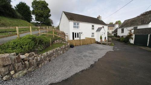 Llangennith House | Frog Lane Cottages