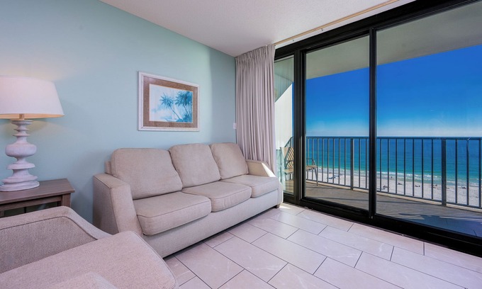 Gulf Shores Condo | Full Kitchen - Bunks - FREE Wifi - Phoenix Hotels…just like a Condo!