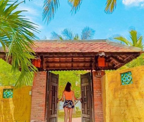 Suoi Nuoc Beach Resort | Full Moon Village Resort