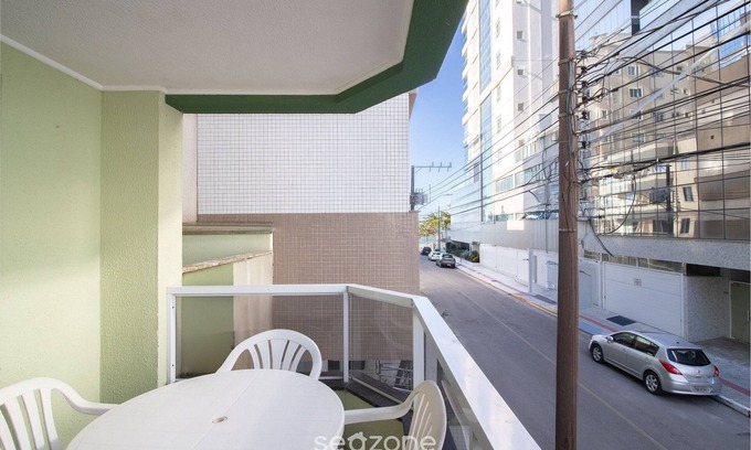 Itapema Apartment | Fully Equipped Apartments Steps From the sea in Meia Praia OBS
