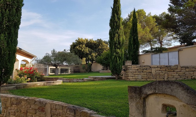 Bellegarde House | Fully-equipped house with swimming pool at the gateway to the garrigue, sleeps up to 6