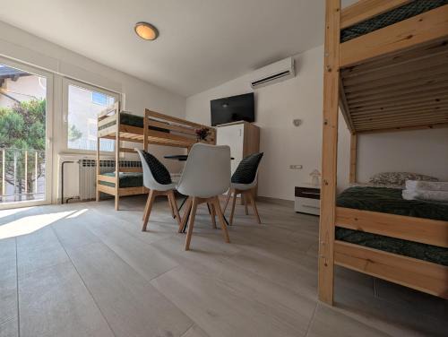 Sesvete Apartment | Fully Equipped Studio in Urban Sesvete