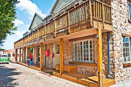 Jeffreys Bay Hotel | Funky Town