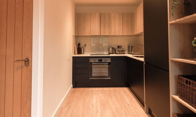 Redhill Apartment | Furness House by Pay As U Stay