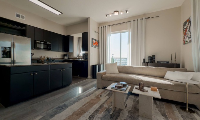 Waterfront Condo | Furnished 1BD/1BA Full Ocean-View Condo in Downtown Long Beach