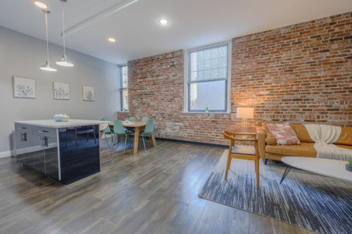 Downtown Boston Apartment | Furnished Luxury 3br, 2ba Loft