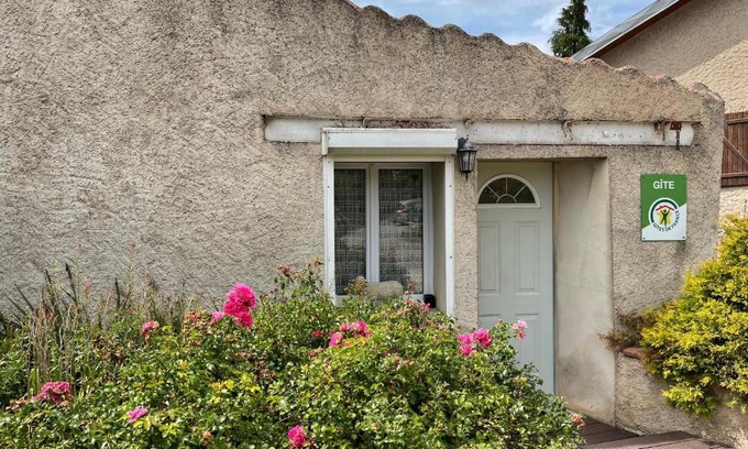 Domptail-en-l'Air House | Gîte chaleureux avec terrasse près de Nancy, parking privé, à proximité de festivals et nature - FR-1-584-9