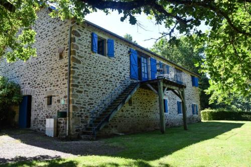 Champagnac-la-Noaille Apartment | Gîte de France à Champagnac-la-Noaille 3 épis - Gîte de France 4 personnes MAE-9044