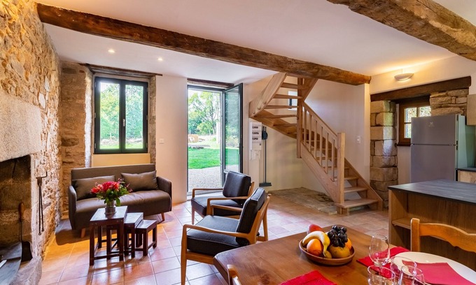 Brandivy House | Gîte de l'Abbaye - Two Bedroom House, Sleeps 4