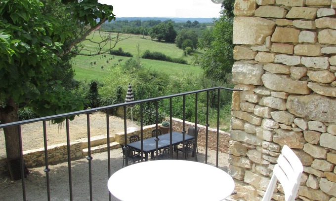Coux-et-Bigaroque-Mouzens Cottage | Gîte Le Recoux - Charming Black Périgord Cottage close to Dordogne attractions