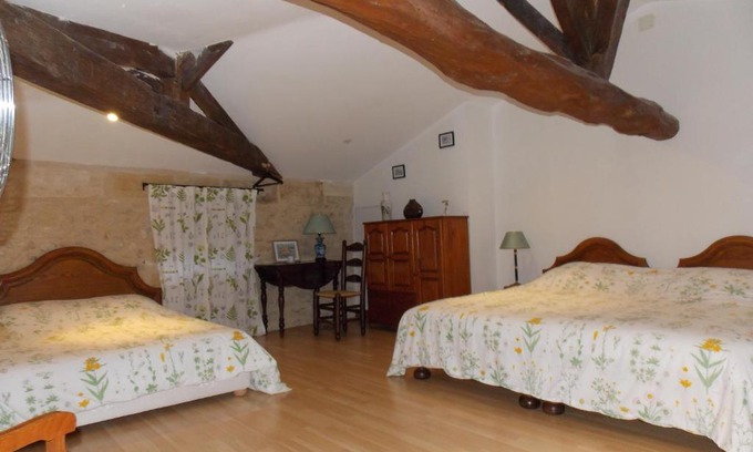 Saint-Philippe-dAiguille House | Gîte l'Antre Vous