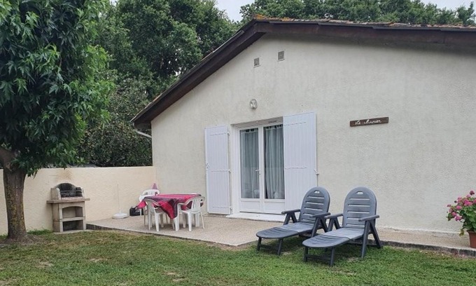 Saint-Vivien-de-Medoc House | Gîte Saint-Vivien-de-Médoc, 4 pièces, 5 personnes - FR-1-440-235