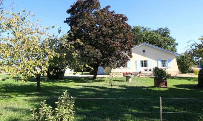 Tizac-de-Curton House | Gîte Tizac-de-Curton, 3 pièces, 4 personnes - FR-1-440-175